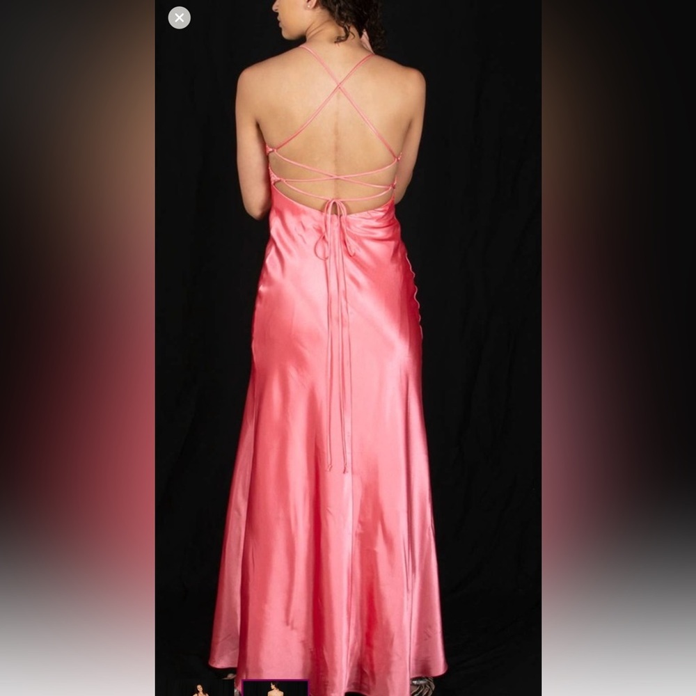 Vintage Y2K Cache formal dress - size 7/8
Beautiful piece - rare ! - Picture 3 of 10